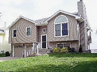 8530 NE 110th Trl, Kansas City, MO 64157