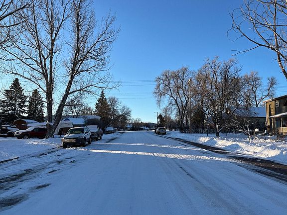 5th image of 302 S 18th St