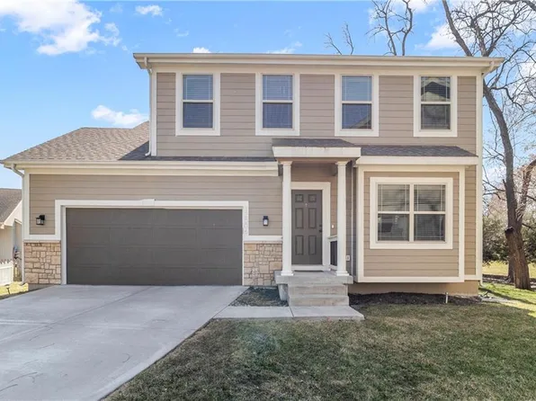 12506 Charlotte St, Kansas City, MO 64146