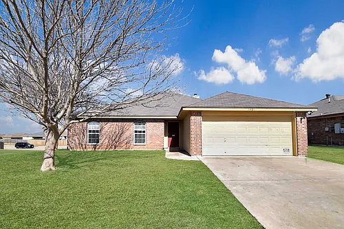 3401 Lorena Dr Photo 1