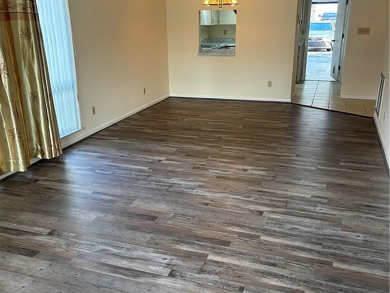 57 Chinaberry Cir — Photo 3