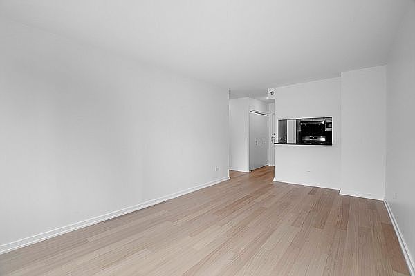1st image of 75 W End Ave #S12e