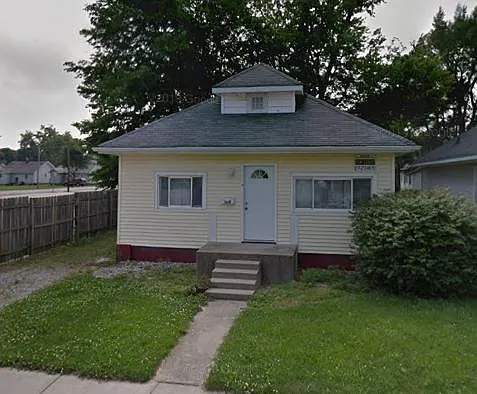 1214 3rd St photo 1