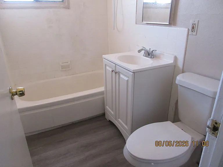 437 Oasis Dr — Photo 10