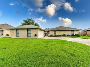 108 Chantilly Dr, Houma, LA 70360