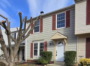4712 Still Pl, Woodbridge, VA 22193