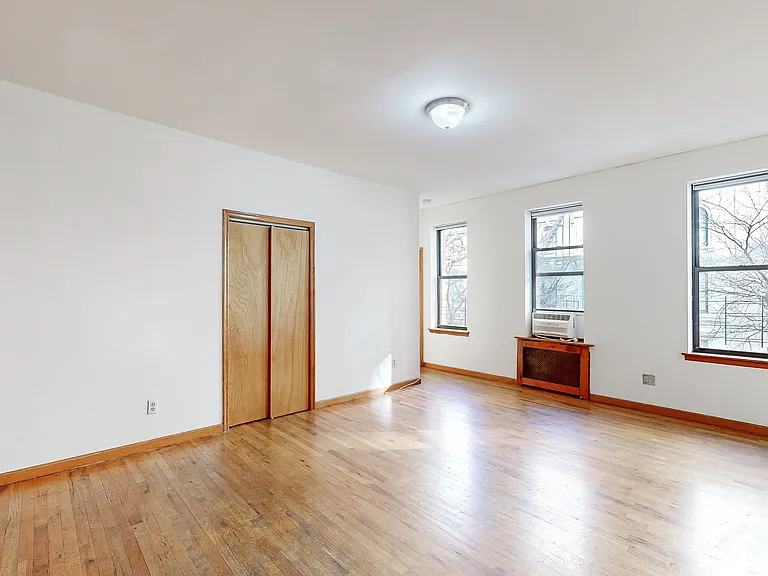 200 W 85th St #2C — Photo 4
