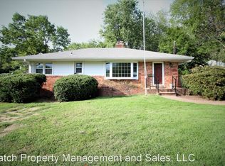 7903 Wellington Rd, Alexandria, VA 22308