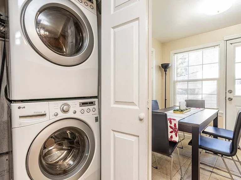Washer/Dryer