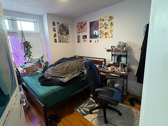 2nd image of 45 Westland Ave APT 18A