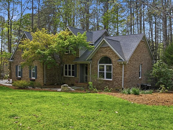 2nd image of 216 Grand Oak Dr