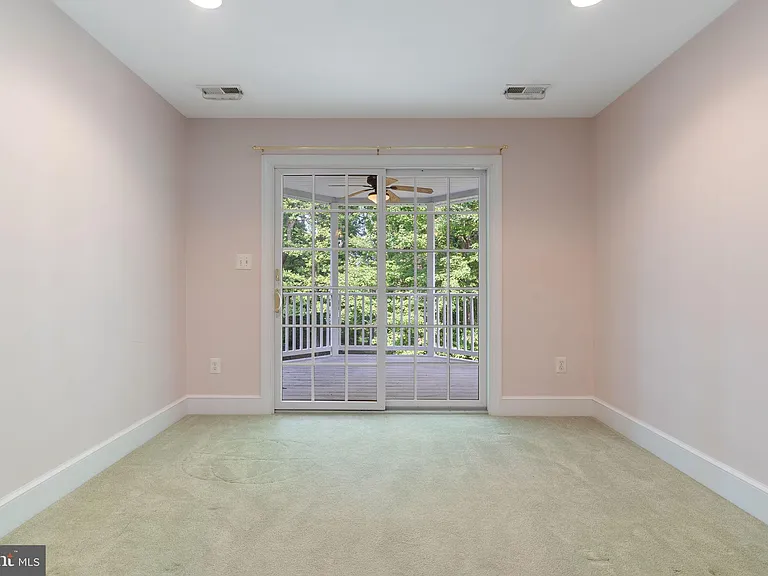 45105 Mill Creek Way — Photo 42