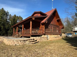 2618 N Mundy Ave, White Cloud, MI 49349