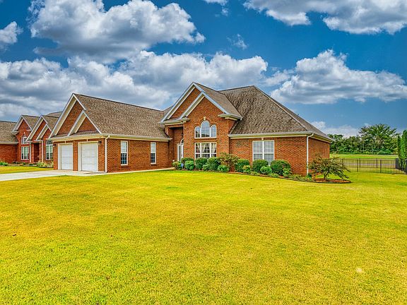 2nd image of 223 Plantation Springs Dr