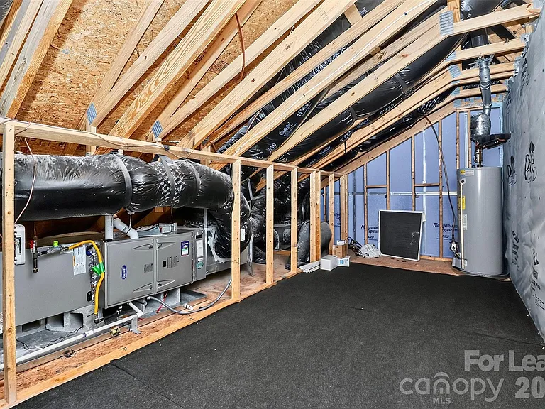10229 Blairbeth St — Photo 35