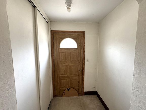 5th image of 222 Superior St #S
