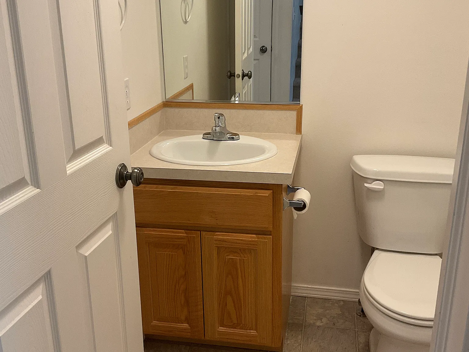 2 bed, 1.5 bath, 1110 sqft, $1,195 — Photo 4