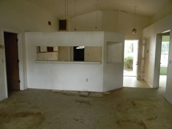 2nd image of 10106 Allenwood Dr