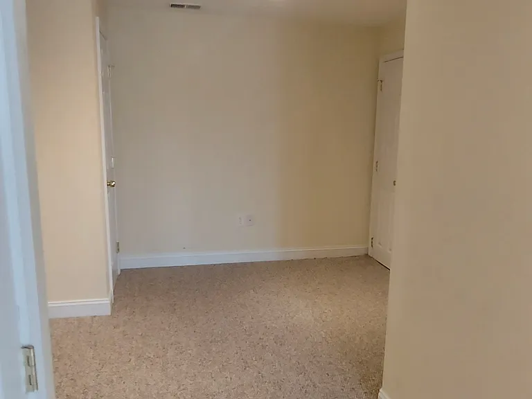 5001 Old Bartholows Rd — Photo 8
