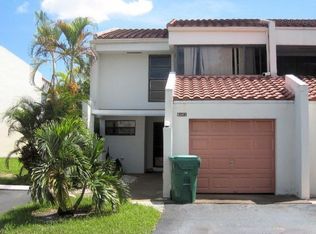 6561 Racquet Club Dr, Lauderhill, FL 33319