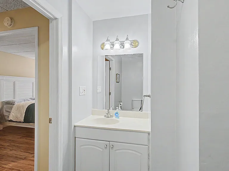 35 Windsong Dr — Photo 42