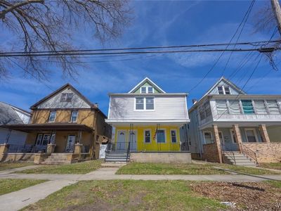 2230 Grand Ave, Niagara Falls, NY, 14301
