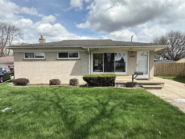 6582 Sterling Ct, Garden City, MI 48135