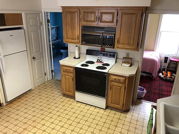 4th image of 2218 Jefferson STREET