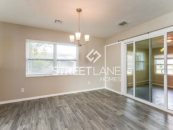 3rd image of 303 Tangerine Dr