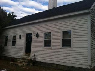 30 N Carver Rd, Wareham, MA 02571