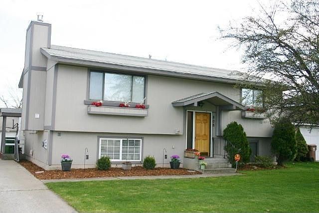 1st image of 806 E Saint Thomas Moore Way