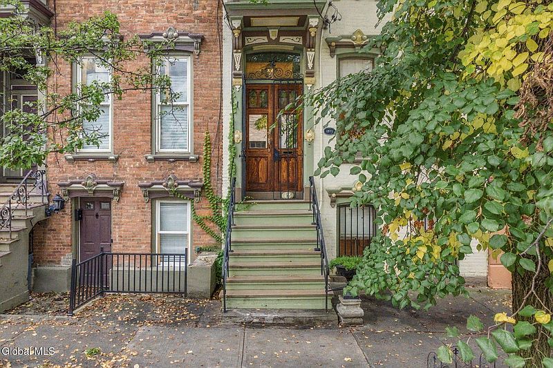 4th image of 165 Lancaster Street