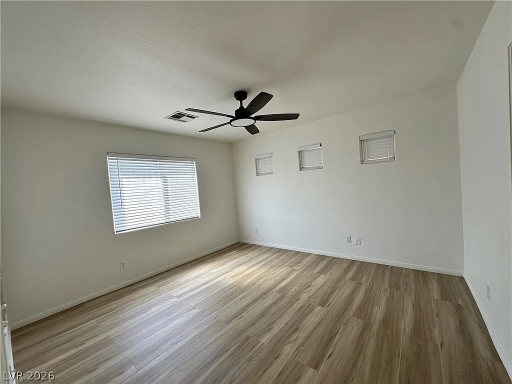 2 bed, 2.5 bath, 1339 sqft, $1,472 — Photo 4