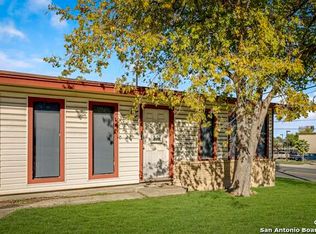 103 Renner Dr, San Antonio, TX 78201