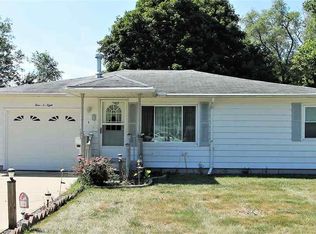 408 S Grand Ave, Chatham, IL 62629