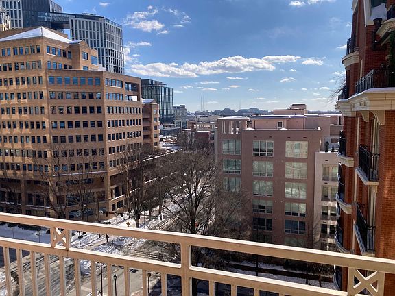 3rd image of 7500 Woodmont Ave APT 905