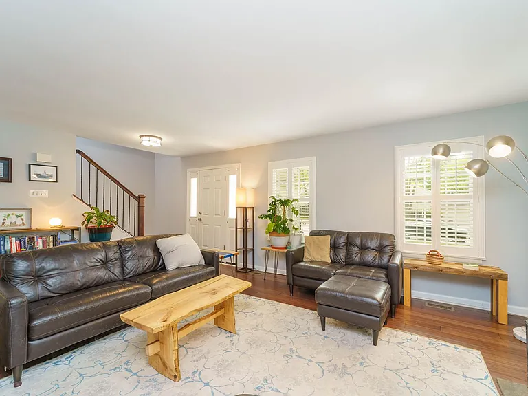 6224 Capella Ave — Photo 5