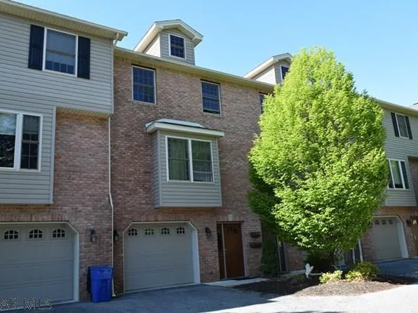 155 Sylvan Crest Dr, Hollidaysburg, PA 16648