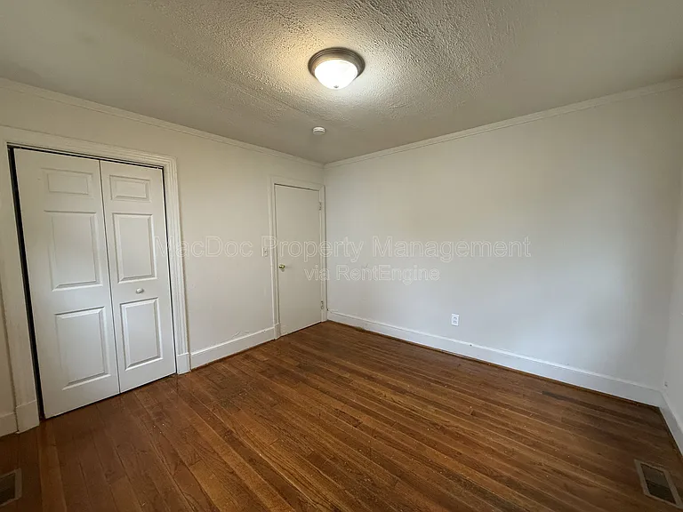 503 Pratt St — Photo 24