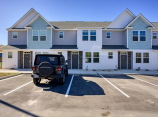 264 Sandy Cove Ln, Sneads Ferry, NC 28460