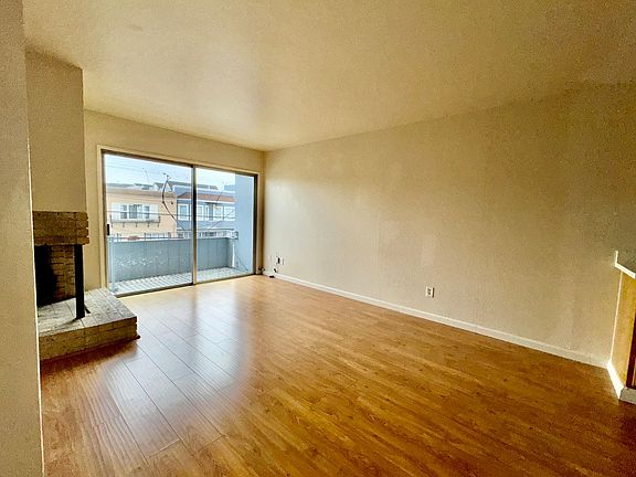 5th image of 1726 Anza St #17878332