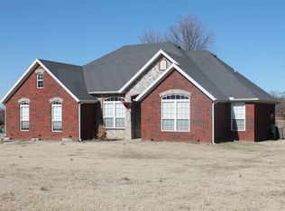 14024 Noah Rd, Gravette, AR 72736