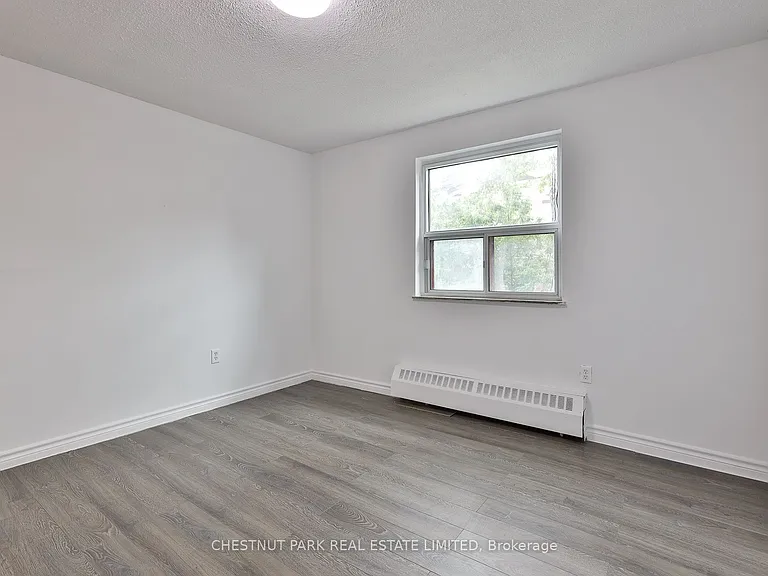 900 Glen St #218 — Photo 31