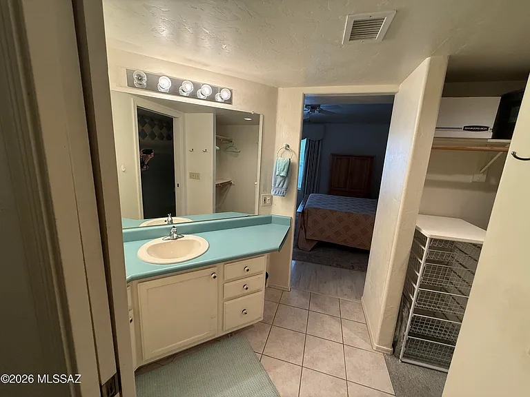 5402 N Via Del Arbolito — Photo 21