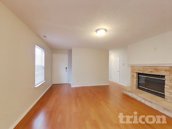 3rd image of 11811 Wapiti Way