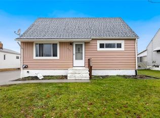 207 John St, Bedford, OH 44146