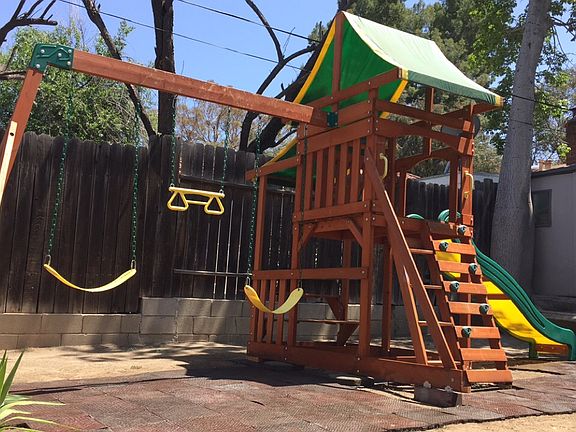 4th image of 22157 Avenue San Luis