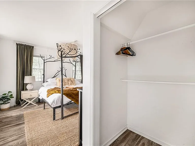 970 Charles Allen Dr NE #D — Photo 22