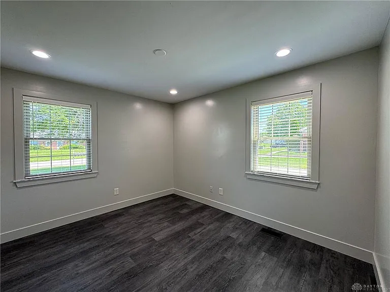 1244 Robbins Run Ct — Photo 6