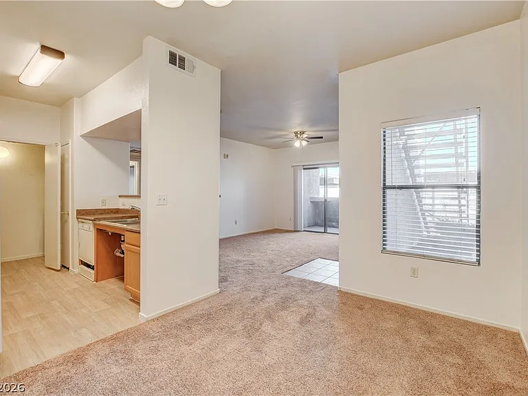 45 Maleena Mesa St #113 — Photo 8